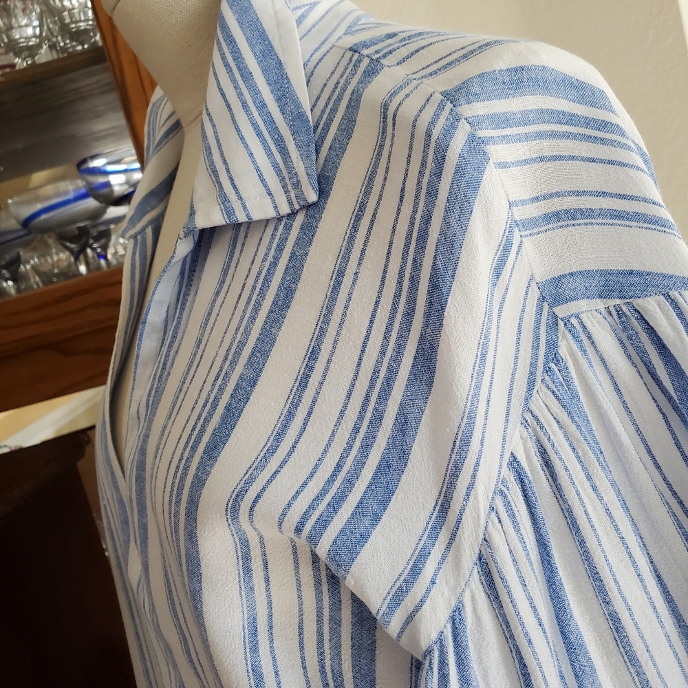 CABI Spring Blue Stripes!!💙🪴 - Picture 4 of 8